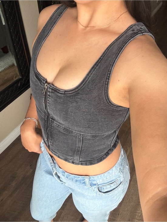 Cotton On Tops - Dark Grey Cotton On Denim Vest 🖤🩶